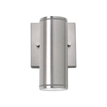 Load image into Gallery viewer, Beverly Outdoor LED Wall Light in Detail.