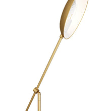 Load image into Gallery viewer, Alaric Table Lamp in Detail.