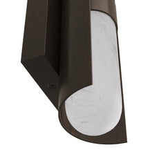 Load image into Gallery viewer, Bretman LED Wall Light in Detail.