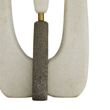Load image into Gallery viewer, Harleen Table Lamp in Detail.