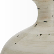 Load image into Gallery viewer, Jordyn Table Lamp in Detail.