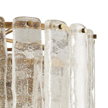 Load image into Gallery viewer, Larie Chandelier in Detail.
