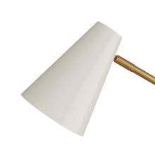 Load image into Gallery viewer, Wayne Table Lamp in Detail.