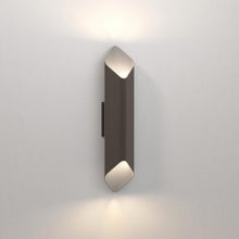 Load image into Gallery viewer, Ako LED Wall Light in Detail.