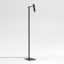 Load image into Gallery viewer, Leda Floor Lamp in Detail.
