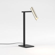 Load image into Gallery viewer, Leda Table Lamp in Detail.