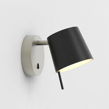 Load image into Gallery viewer, Miura LED Wall Light in Detail.