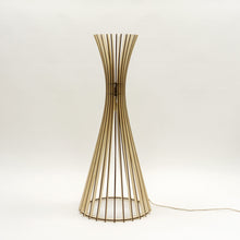 Load image into Gallery viewer, Tipi Floor lamp in Detail.