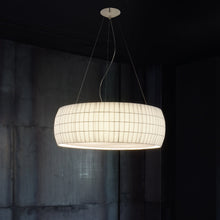 Load image into Gallery viewer, Isamu Pendant Light in Detail.
