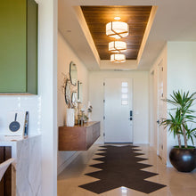 Load image into Gallery viewer, Plura LED Pendant Light in living room.