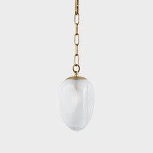 Load image into Gallery viewer, Daith Chandelier in Detail.