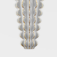 Load image into Gallery viewer, Esperanza Wall Light in Detail.