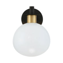 Load image into Gallery viewer, Gigi Wall Light in Detail.
