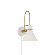 Load image into Gallery viewer, Medford Wall Light in White.