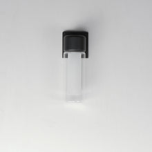 Load image into Gallery viewer, Dram Outdoor Wall Light in Detail.