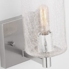 Load image into Gallery viewer, Parker Bath Vanity Light in Detail.