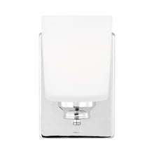 Load image into Gallery viewer, Vinton Bath Wall Light in Chrome (1-Light/Not Included).