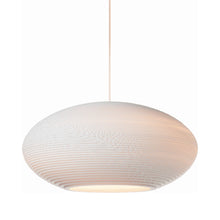 Load image into Gallery viewer, Disc Pendant Light in White (Large).