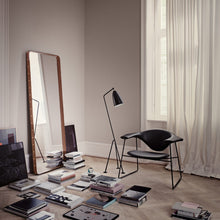 Load image into Gallery viewer, Gräshoppa Floor Lamp in living room.