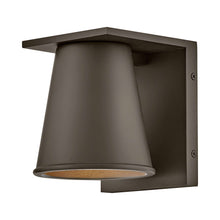 Load image into Gallery viewer, Hans Outdoor Wall Light.