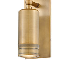 Load image into Gallery viewer, Pratt Outdoor Wall Light in Detail.