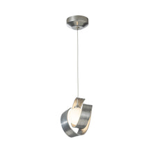 Load image into Gallery viewer, Riza Mini Pendant Light in Detail.