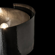 Load image into Gallery viewer, Zen Table Lamp in Detail.