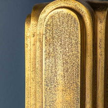 Load image into Gallery viewer, Bergman Table Lamp in Detail.