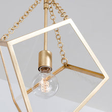 Load image into Gallery viewer, Brookfield Pendant Light in Detail.