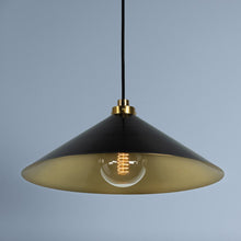 Load image into Gallery viewer, Clivedon Pendant Light in Detail.