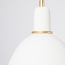 Load image into Gallery viewer, Copake Pendant Light in Detail.