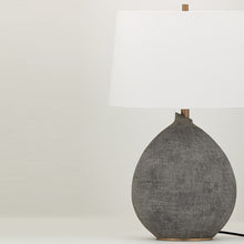 Load image into Gallery viewer, Denali Table Lamp in Detail.