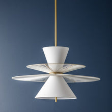 Load image into Gallery viewer, Esperance Pendant Light in Detail.