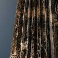 Load image into Gallery viewer, Fanny Table Lamp in Detail.