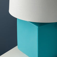 Load image into Gallery viewer, Hawley Table Lamp in Detail.