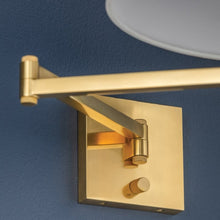 Load image into Gallery viewer, Sammy Wall Light in Detail.