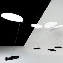 Load image into Gallery viewer, Koyoo LED Table Lamp in Detail.