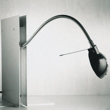 Load image into Gallery viewer, Oskar LED Table Lamp in Detail.