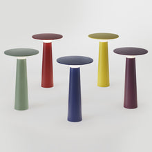 Load image into Gallery viewer, Lix Outdoor LED Portable Table Lamp in Detail.