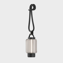 Load image into Gallery viewer, Qu Outdoor Rope Accessory in Detail.