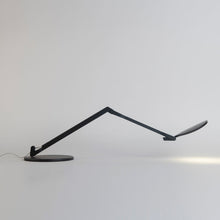 Load image into Gallery viewer, Splitty Reach LED Desk Lamp in Detail.
