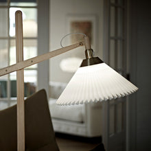 Load image into Gallery viewer, 325 Floor Lamp in Detail.