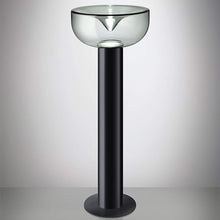 Load image into Gallery viewer, Aella LED Floor Lamp in Detail.