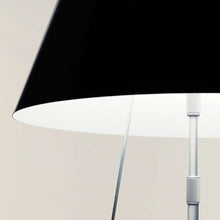 Load image into Gallery viewer, Costanza Table Lamp in Detail.