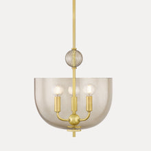 Load image into Gallery viewer, Arianne Pendant Light in Detail.