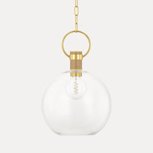 Load image into Gallery viewer, Catrine Pendant Light in Detail.