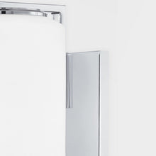 Load image into Gallery viewer, Chantal Bath Vanity Light in Detail.