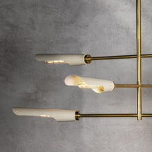 Load image into Gallery viewer, Harperrose Chandelier in Detail.