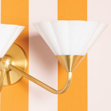 Load image into Gallery viewer, Kelsey Bath Vanity Light in Detail.