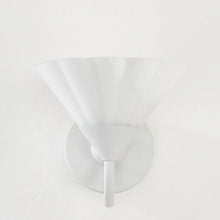Load image into Gallery viewer, Kelsey Wall Light in Detail.